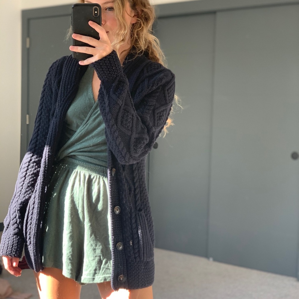 Thick knitted cardigan
